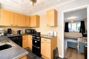 Kitchen- click for photo gallery